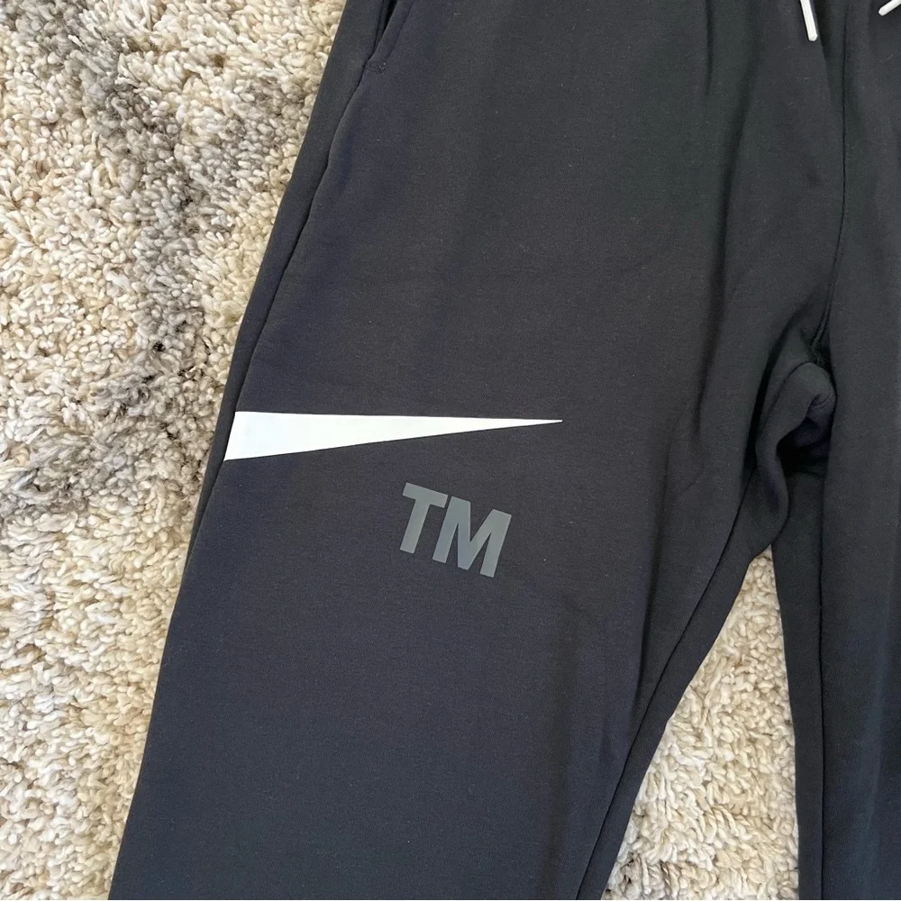 ✔️NWT✔️ NIKE Sportswear Swoosh Swoosh Logo Jogger Pants - Picture 4 of 13